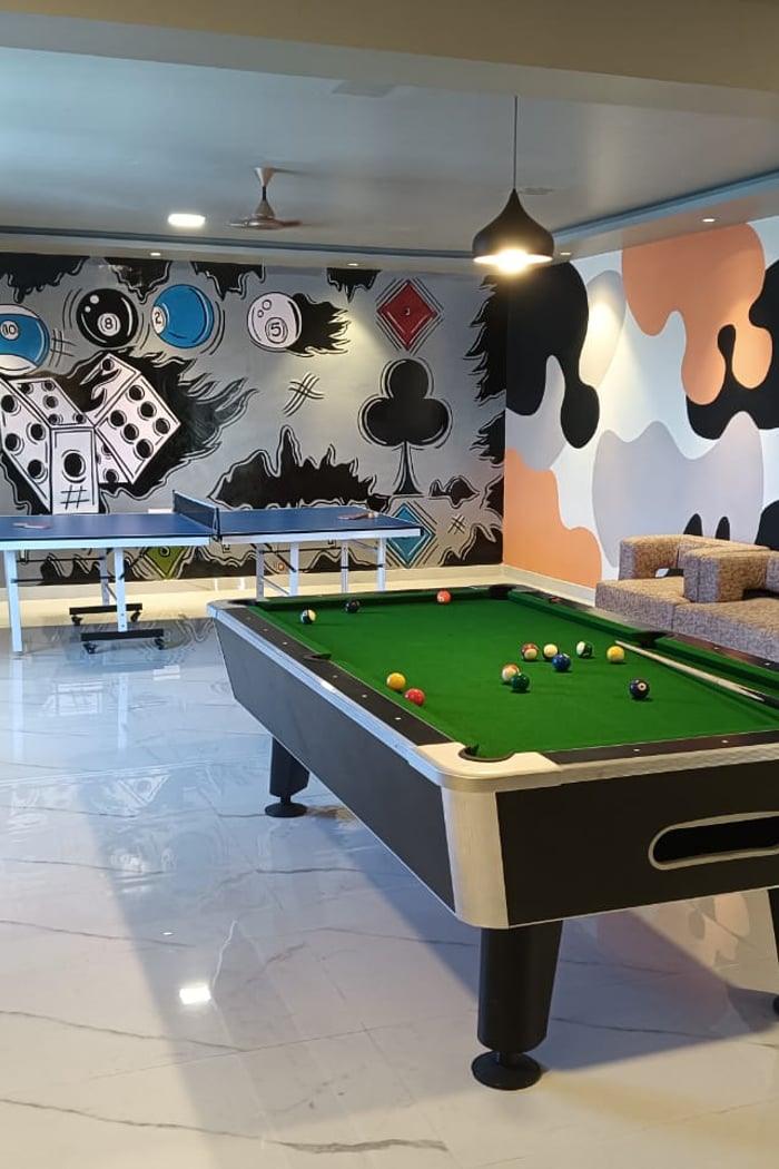 Indoor Games — VIVIDUS Sleek CN Windsor