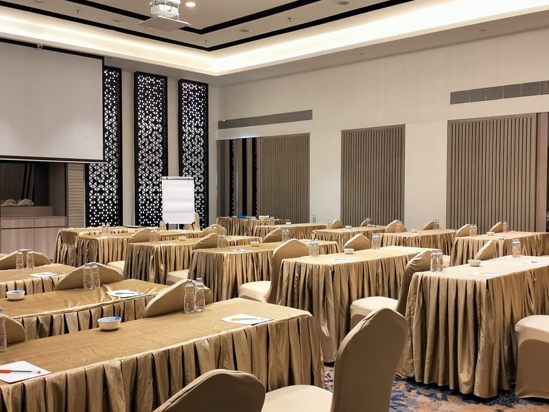 Vinca Banquet Hall – The Sahil Hotel