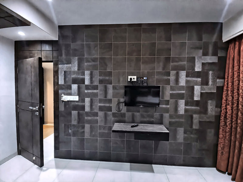 Presidential Suite TV wall and entrance door