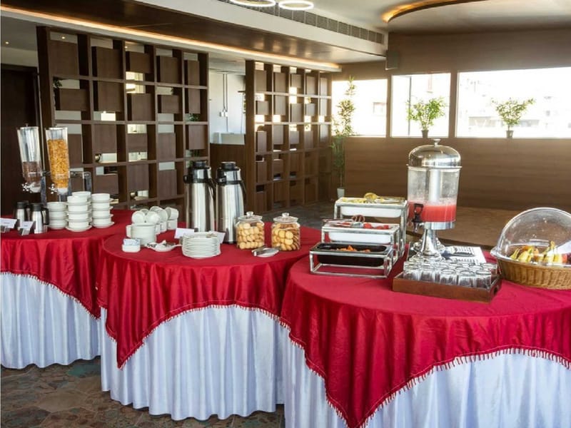 Buffet selection