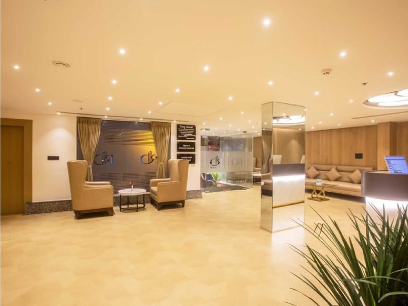 Lobby lounge