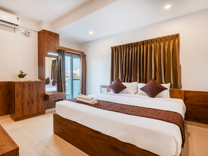Executive Room, second view