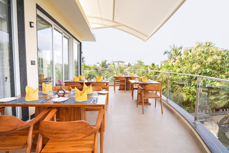 Restaurant terrace