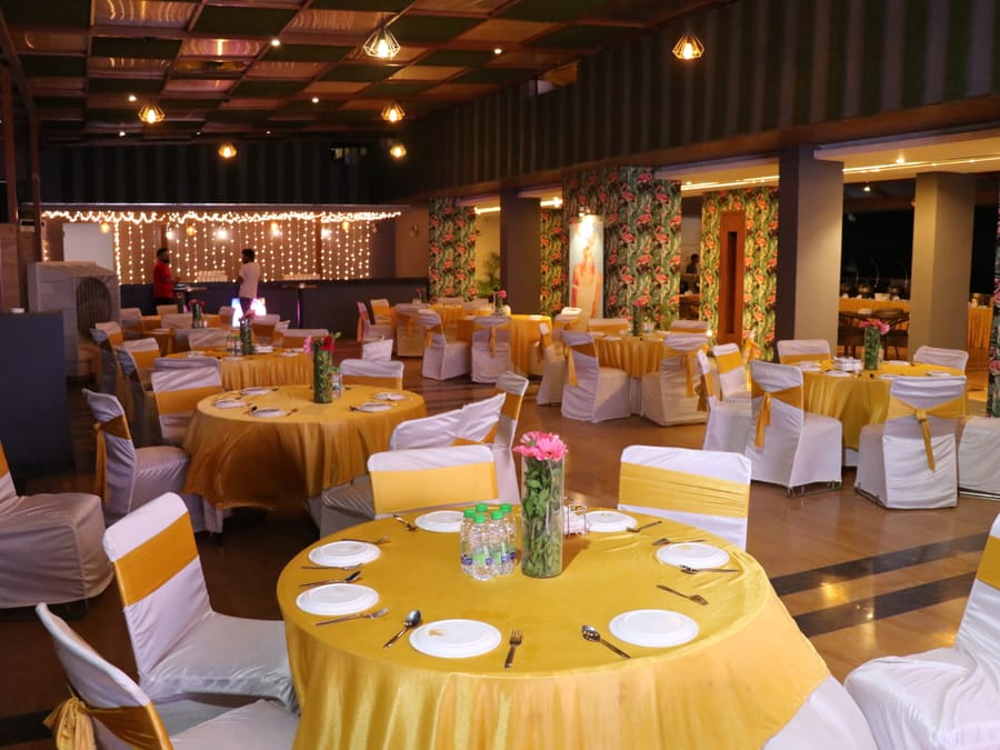 Skyline by Miraya, Rooftop, Rooftop dining laid out in gold and ivory
