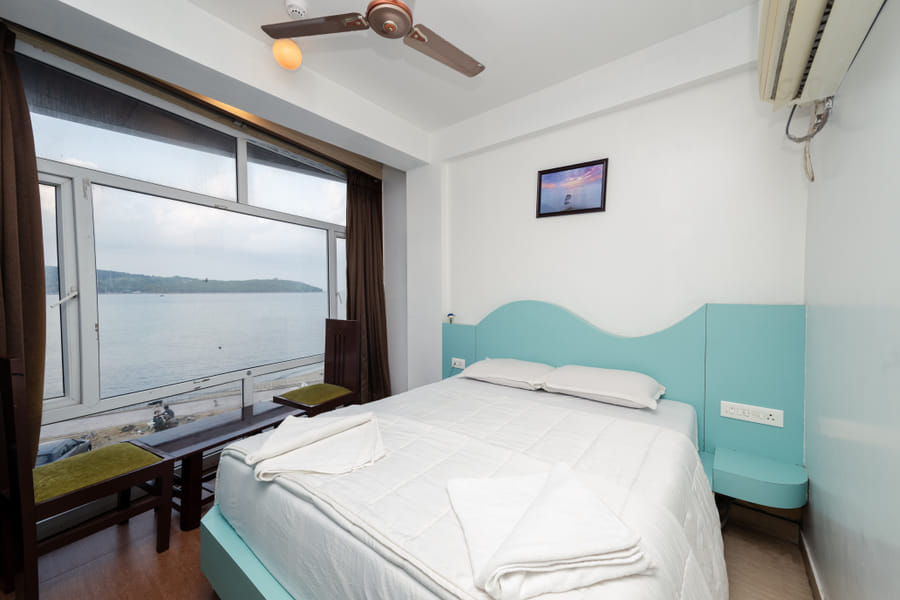Sea-facing Junior Room at Da Bay Inn, Port Blair