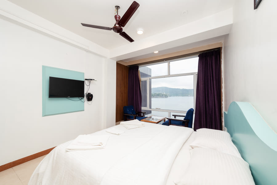 Sea-facing Senior Room at Da Bay Inn, Port Blair
