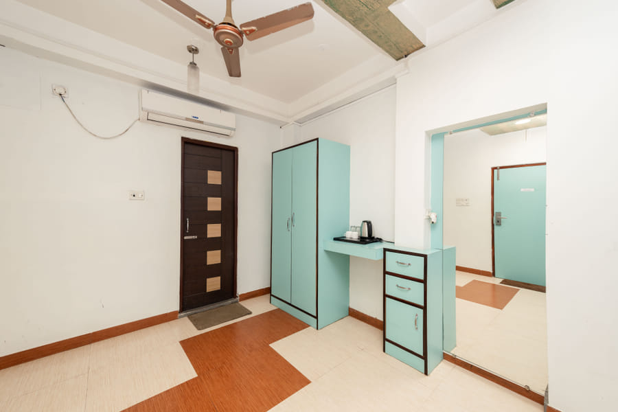 Sea-facing Senior Room at Da Bay Inn, Port Blair