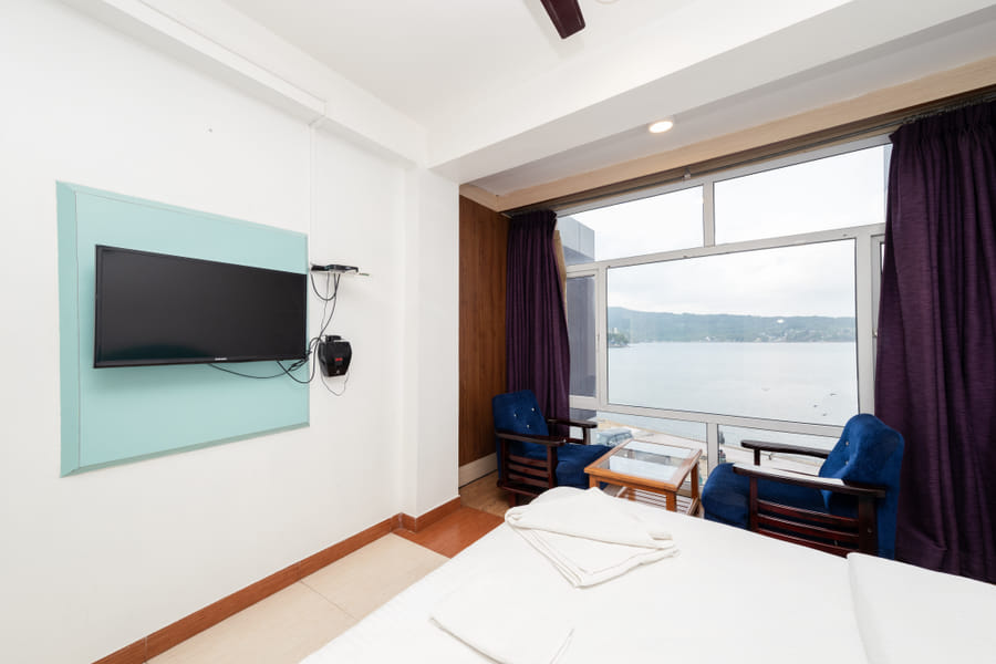 Sea-facing Senior Room at Da Bay Inn, Port Blair
