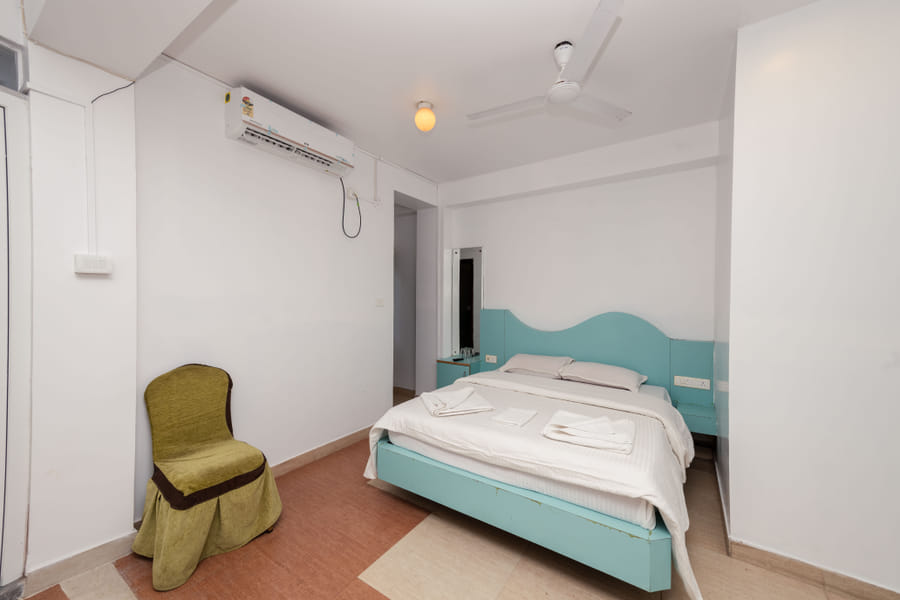 Honeymoon Suite at Da Bay Inn, Port Blair
