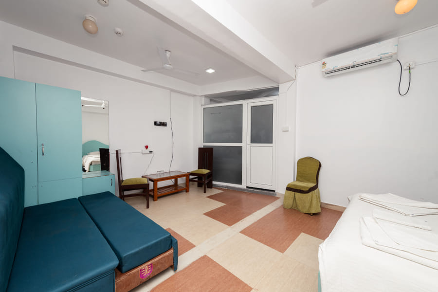 Honeymoon Suite at Da Bay Inn, Port Blair