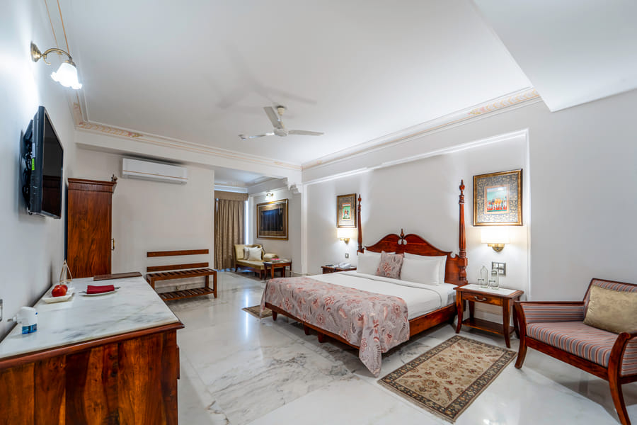 Heritage Chamber room at Fateh Garh