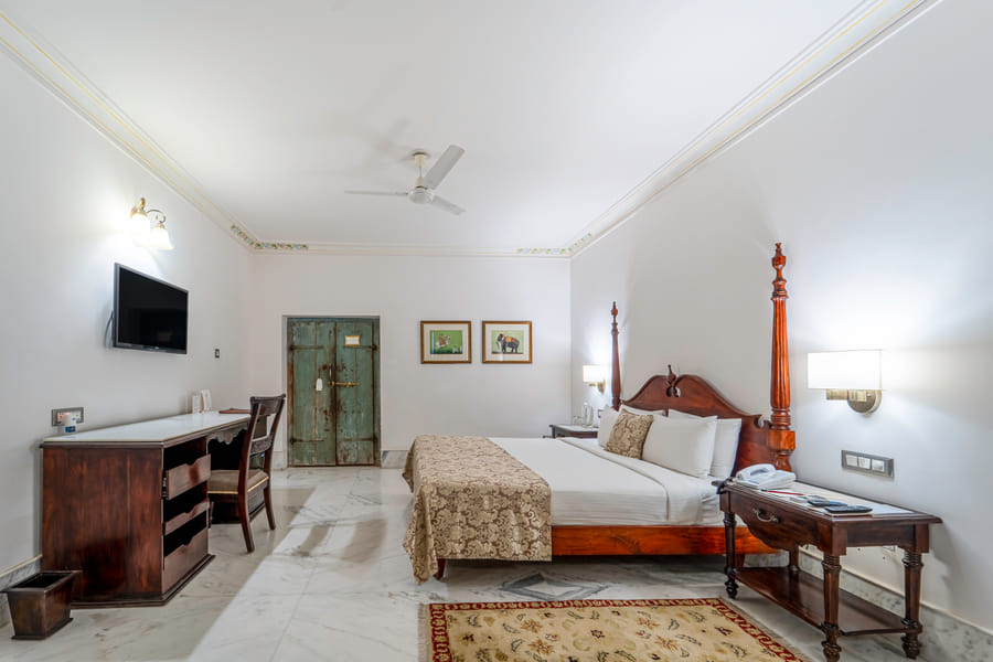 Heritage Chamber room at Fateh Garh
