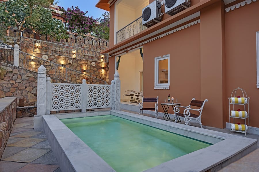 Plunge Pool Suite in Udaipur