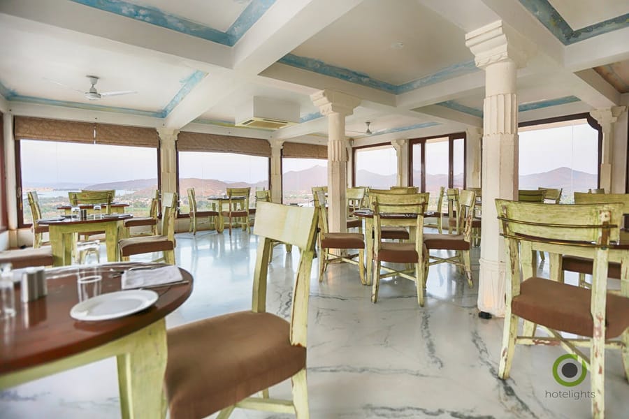 Baradari Restaurant at Fateh Garh