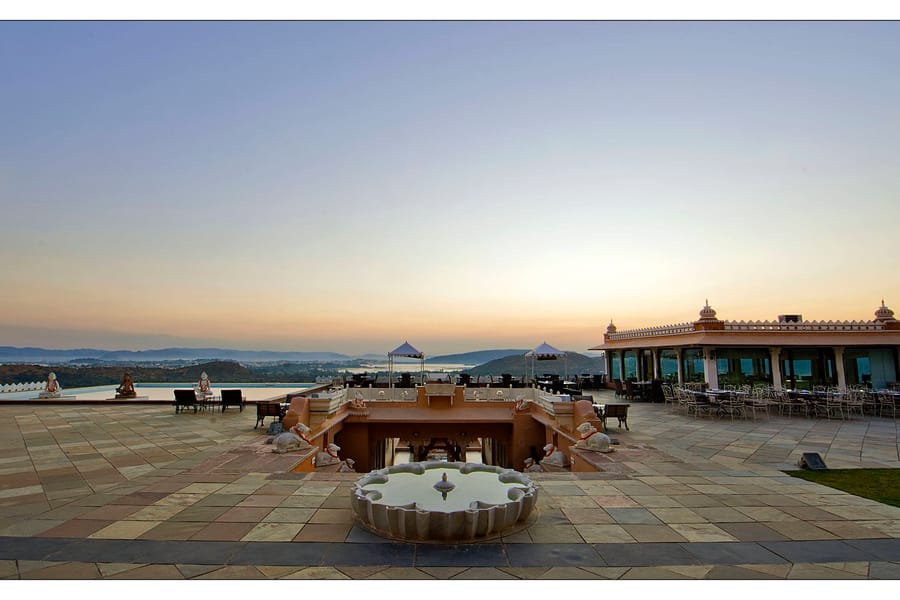 Infinity Pool Baradari Restaurant at Fateh Garh