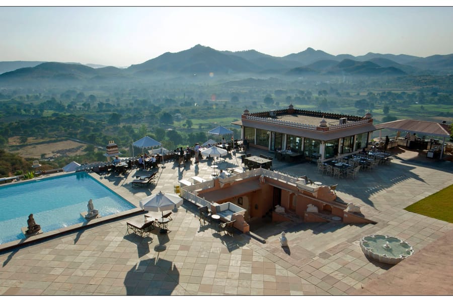 Infinity Pool Baradari Restaurant at Fateh Garh
