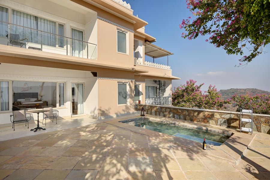 Fateh Safari Suites