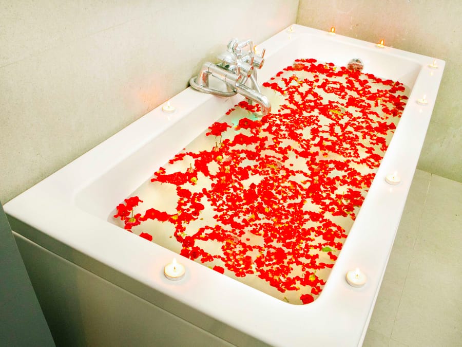 Executive Room bathtub