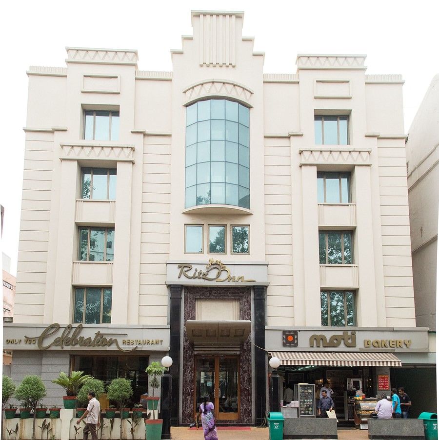 Facade at the Hotel Sarovar Ahmedabad  Outside view of Hotel Sarovar Ahmedabad