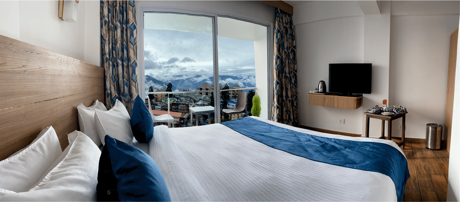 Executive room with balcony and mountain view 1 