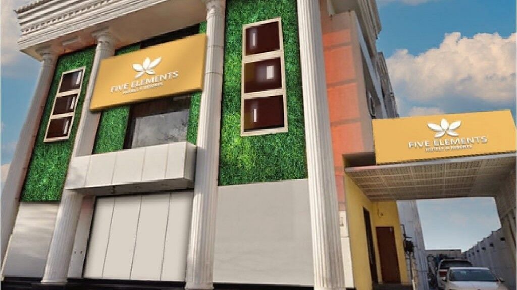 Hotel Front