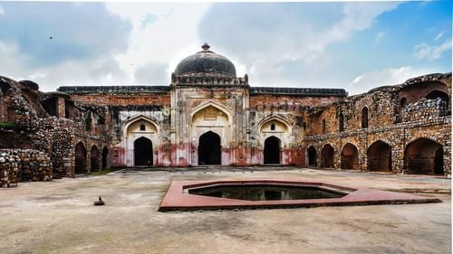 Khairul Manzil Masjid