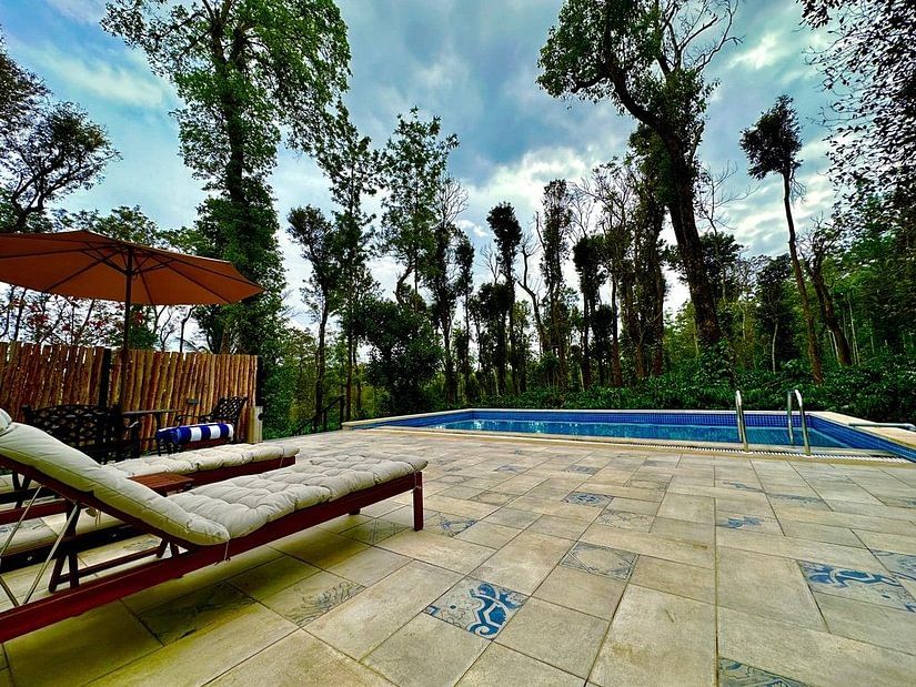 Pool at MWL