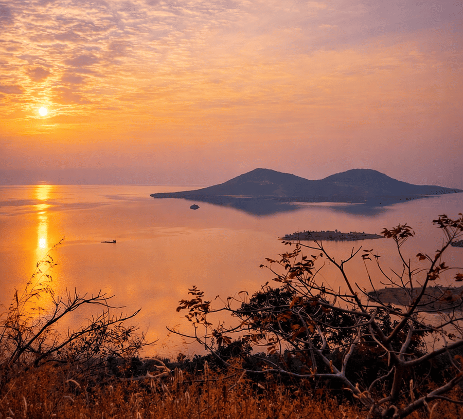 Panoramic sunset view from Guja Pahad hilltop near MAYFAIR Oasis Resort and Convention Jharsuguda