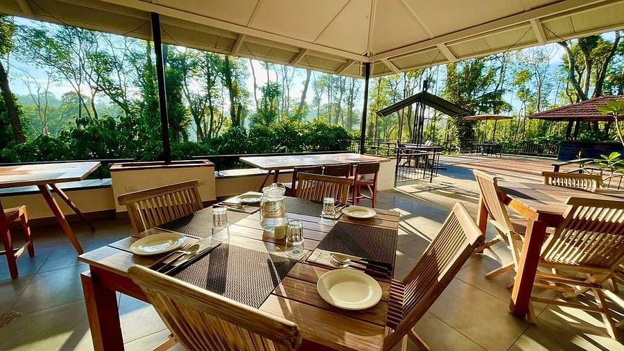 The Fig Tree Kitchen - Restaurant with a view