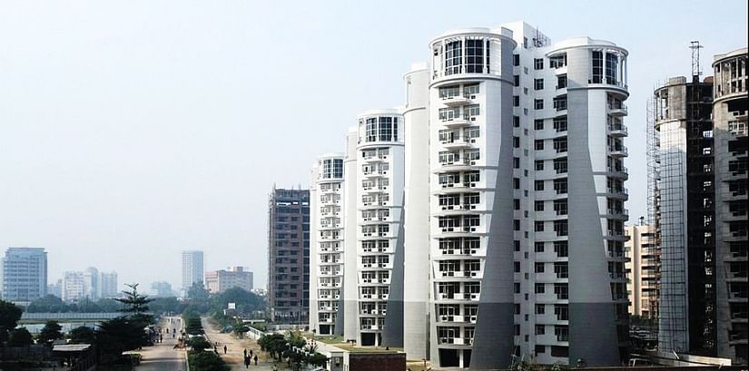 Gomti Nagar Golden Tulip Hotel Near Charbagh Railway Station