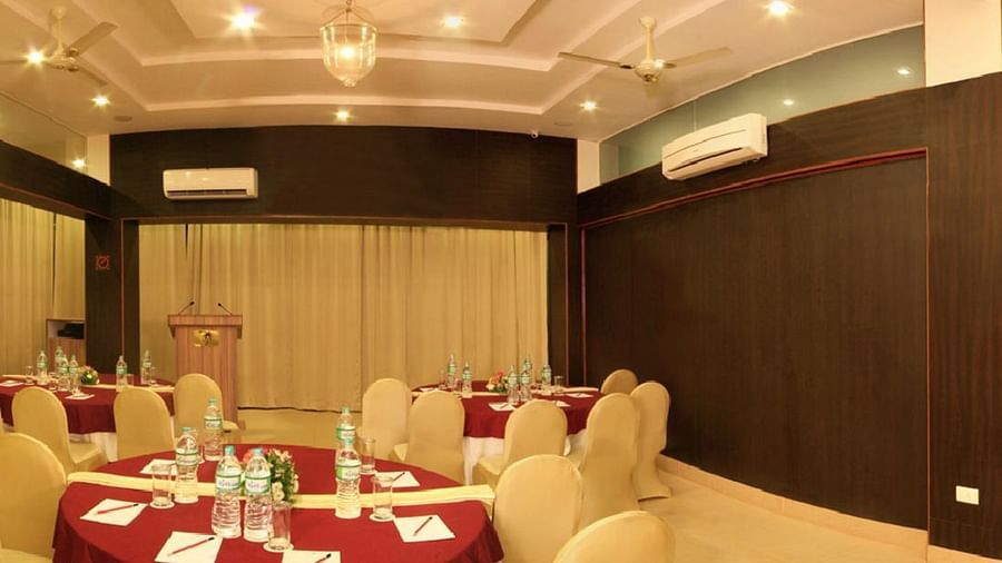 Banquet Hall Ocean Palms Hotel Goa i6capn