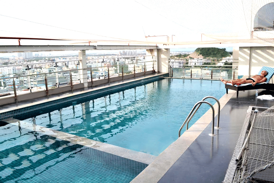 Swimming pool at Daspalla Hotel Hyderabad 1 c7xmzv