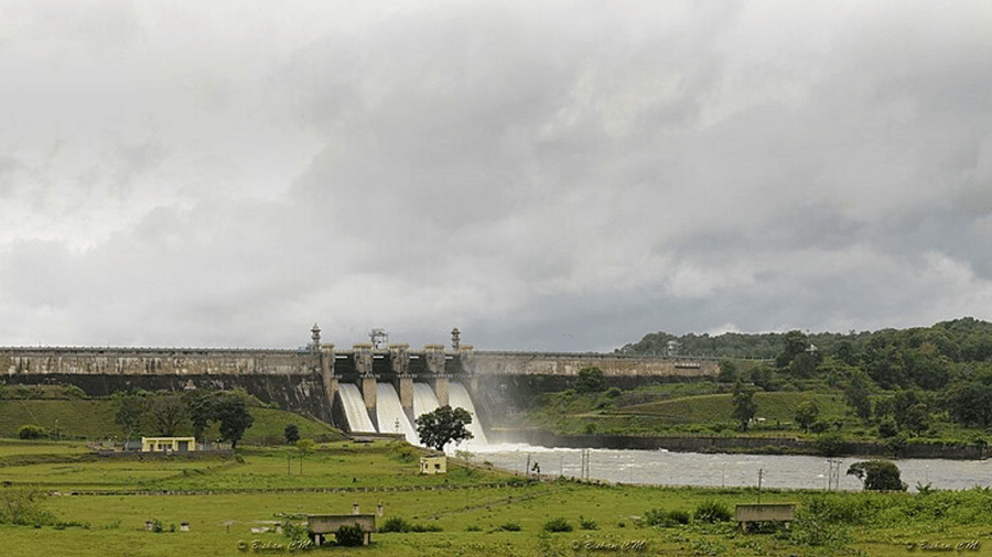 harangi-dam-water-release