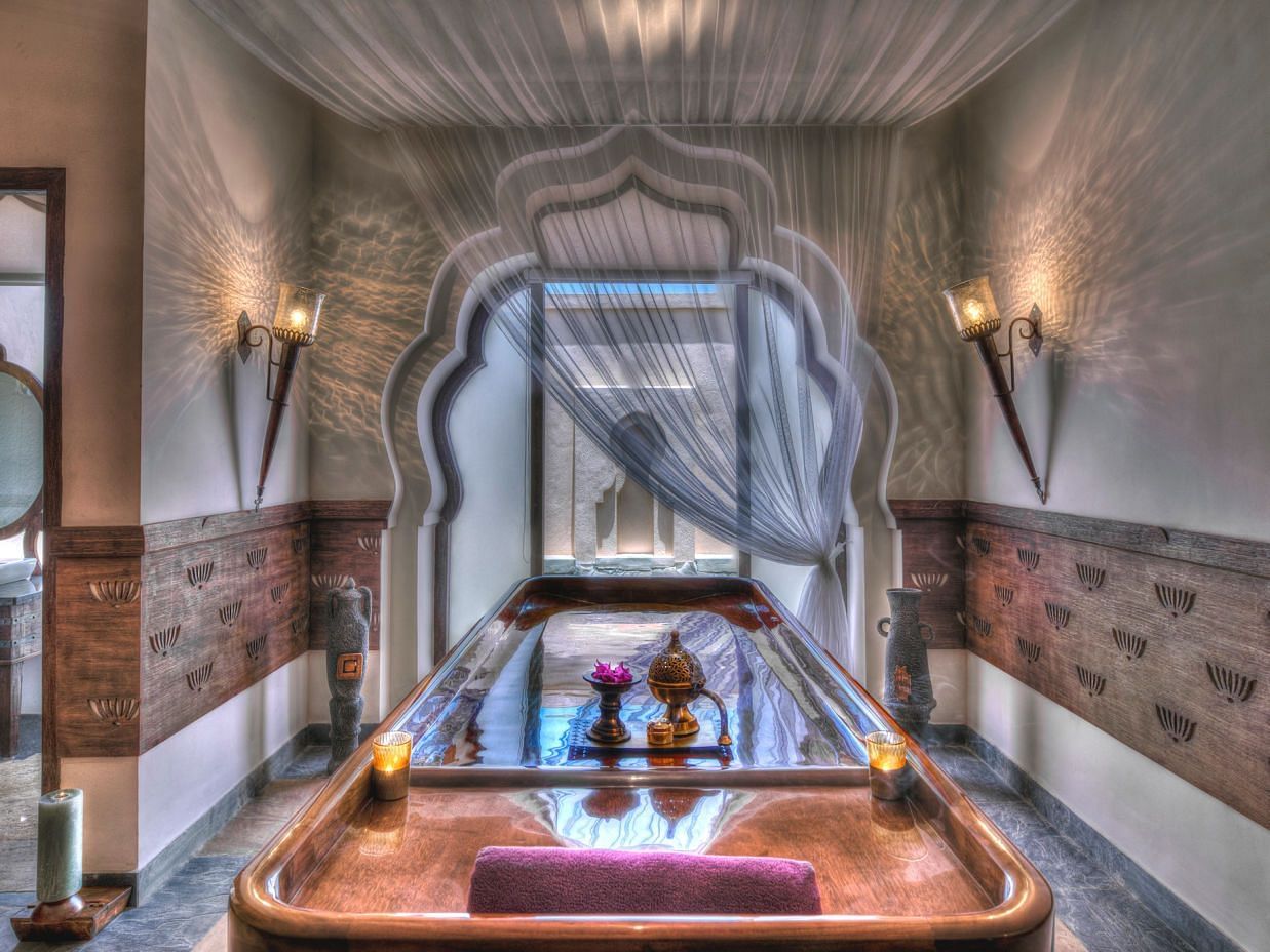23 Lotus Mahal Massage Room wfxj0c