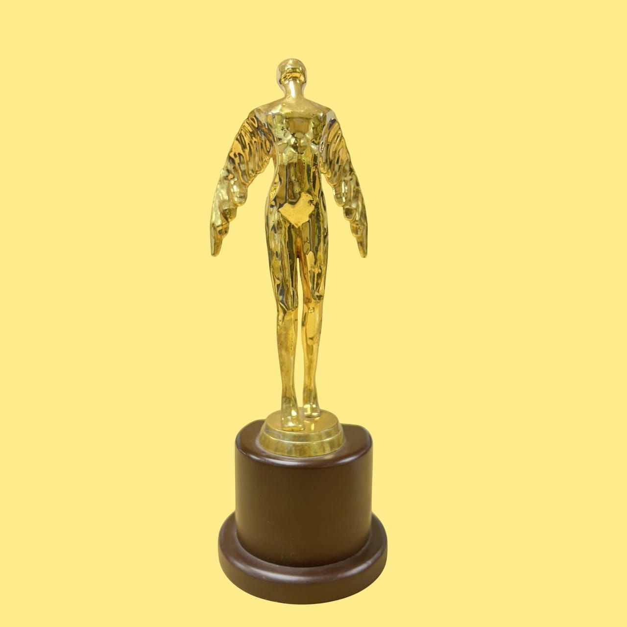 An image of an award won by Kamats India