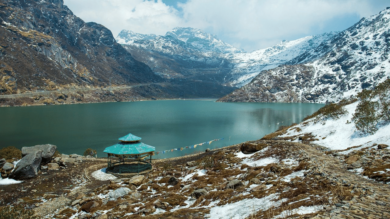 tsomgo-lake-gangtok-sikkim-1-attr-hero