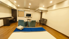 WhatsApp Image 2025-12-15 at 16.49.02 (1)