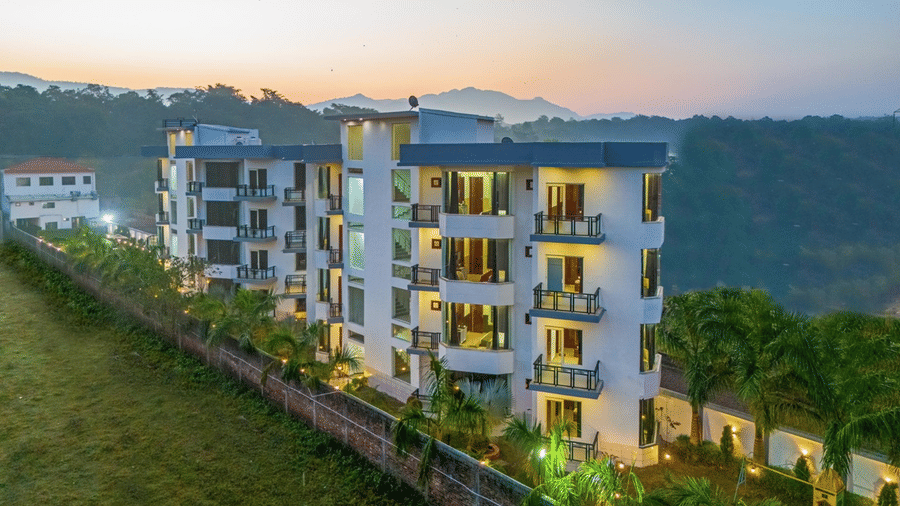best hotels and resorts near rajaji national park