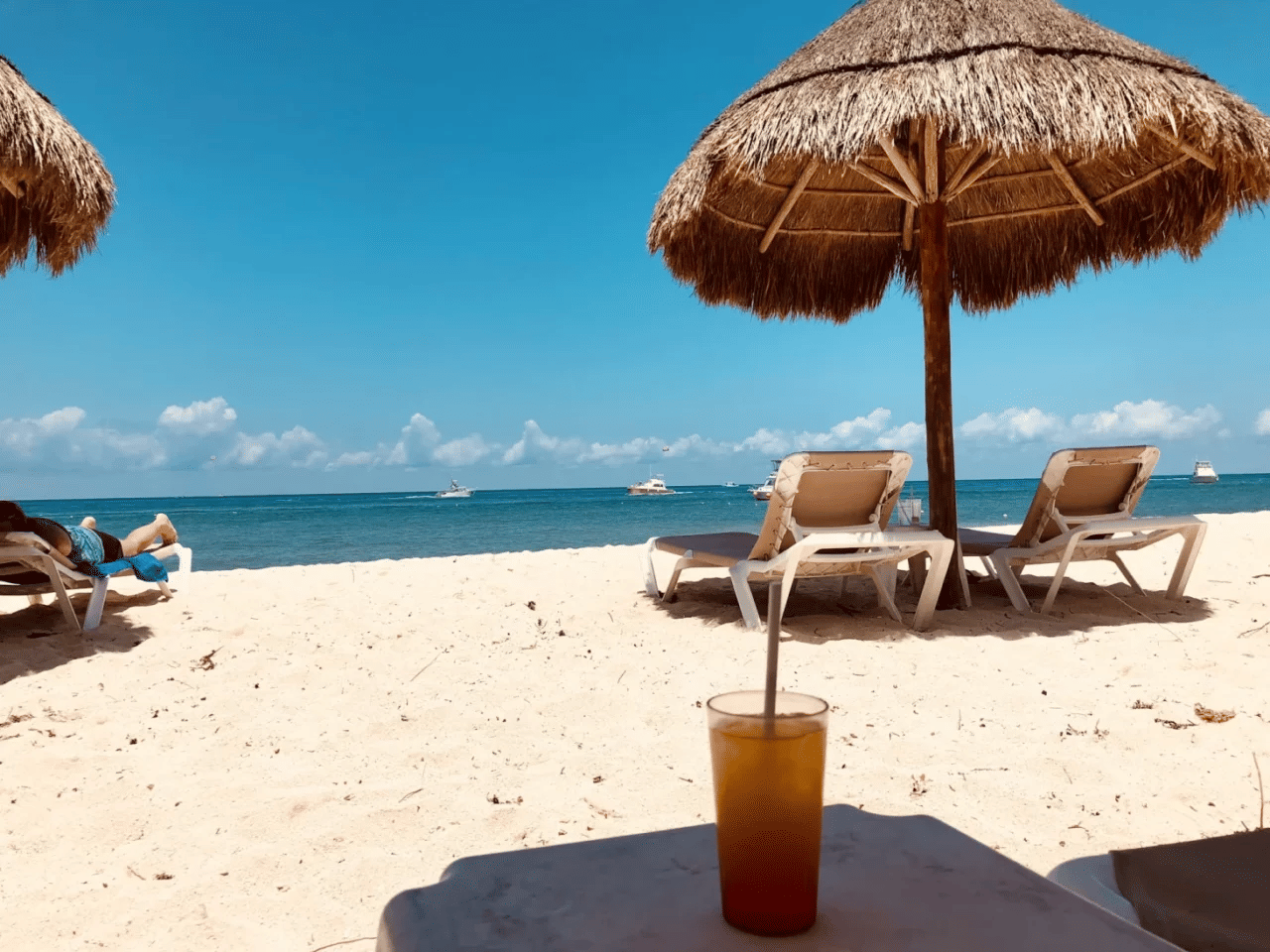 carribean beach 2-1280x960 (1)
