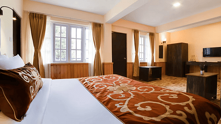 PREMIUM ROOM WITH BALCONY (2)