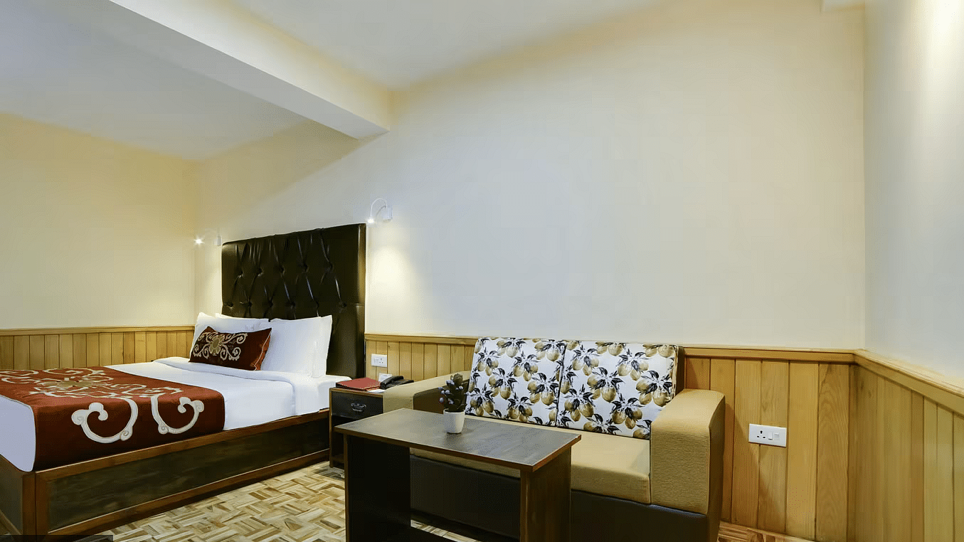 DELUXE ROOM KHANGRI KARPO (3)