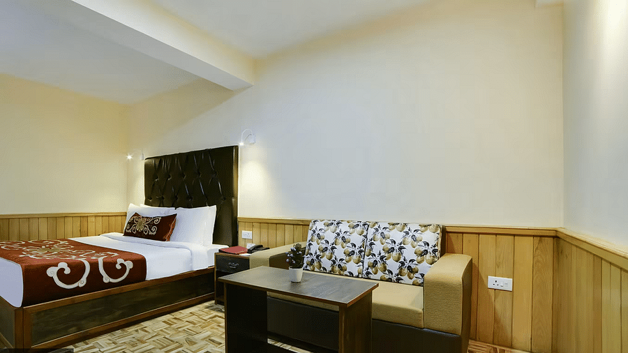 DELUXE ROOM KHANGRI KARPO (3)