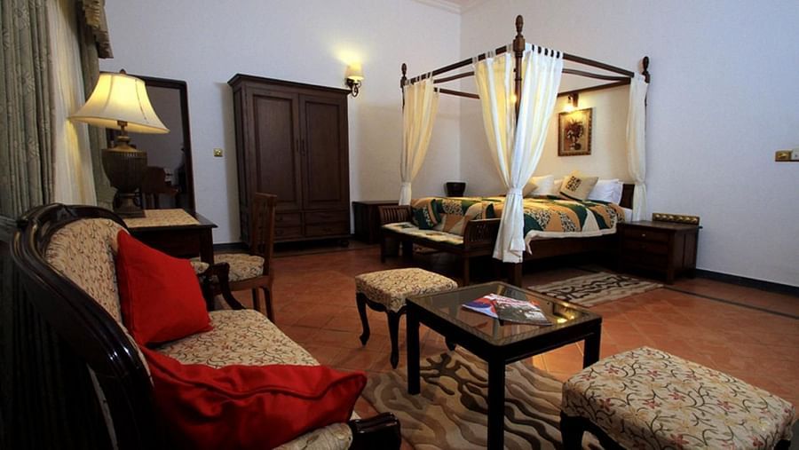 Wayanad Room with bed and sitting area
