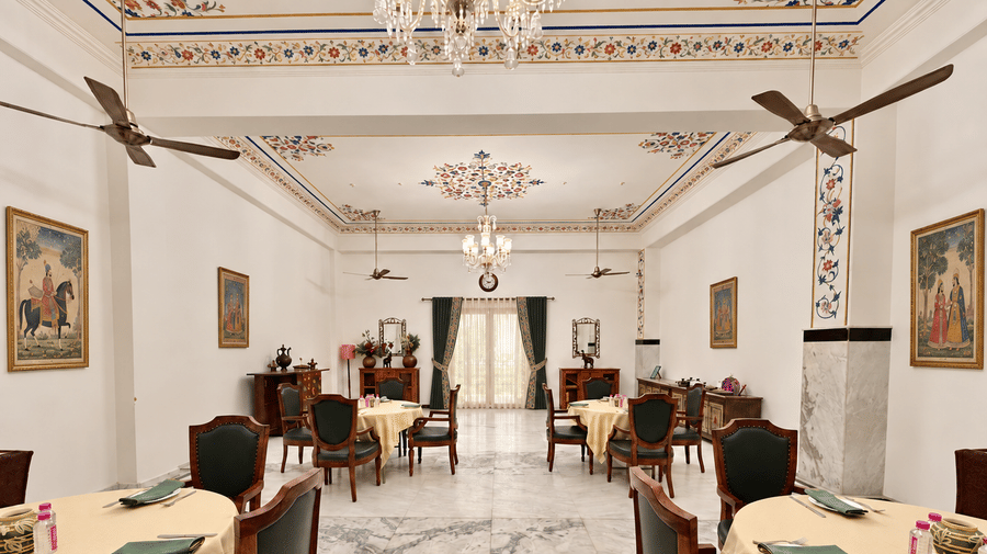 Round Table Cluster Seating- Corporate Meet at Umaid Palace-Dausa-4