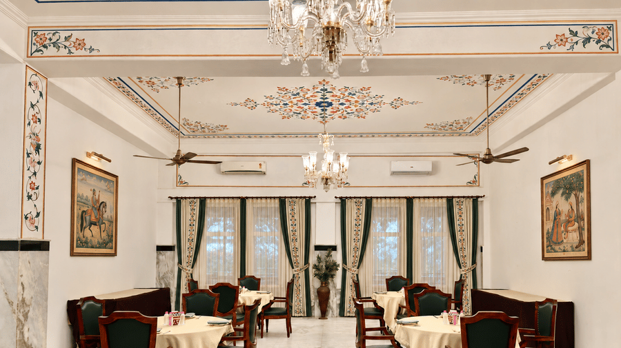 Round Table Cluster Seating- Corporate Meet at Umaid Palace-Dausa
