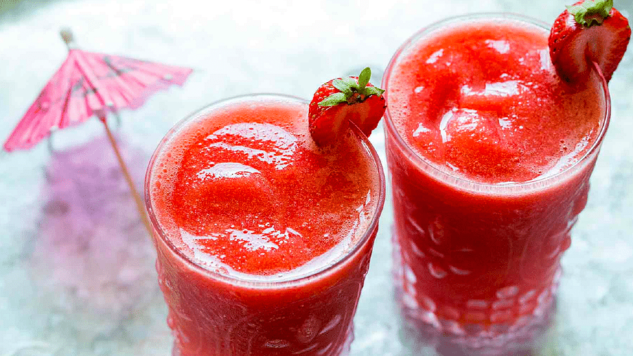 Cocktail-Offers at a rooftop bar in jaipur - ta BLU