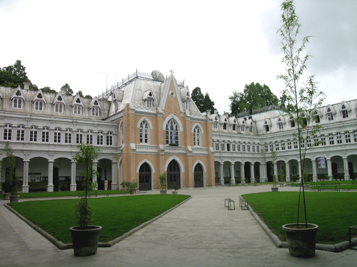 Quadrangle St Josephs School Central Hotel Resort Darjeeling Central Hotels  