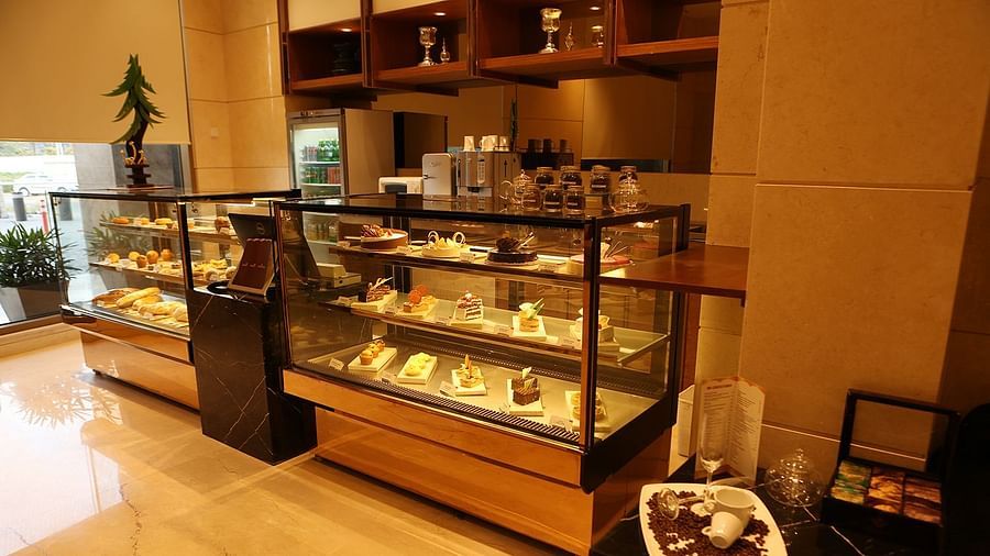 Mr. Confectioner - 3