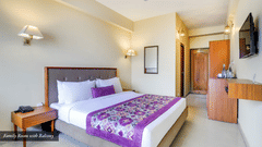 Family-Room-balcony-3