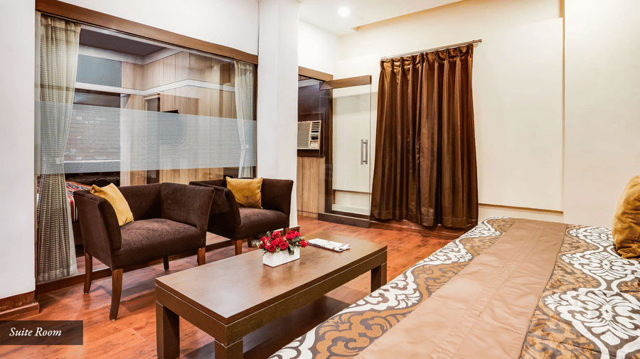 Spacious Suite accommodation at Mount Embassy Hotel